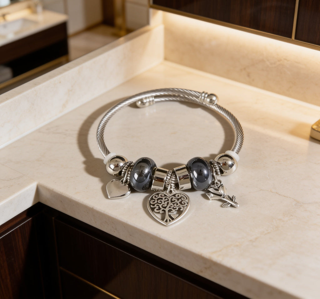 Stylish Women’s Charm Bracelet