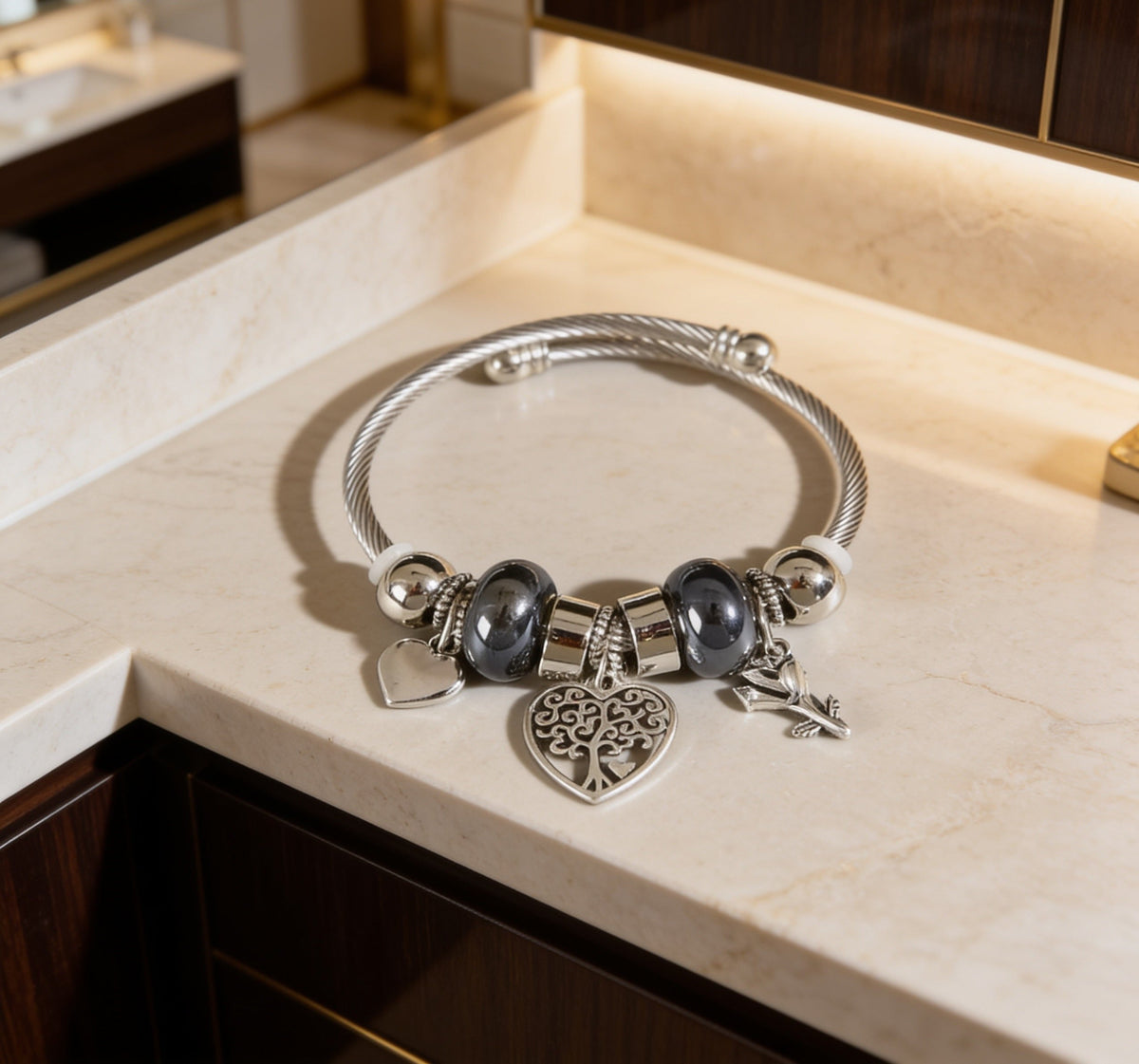 Stylish Women’s Charm Bracelet